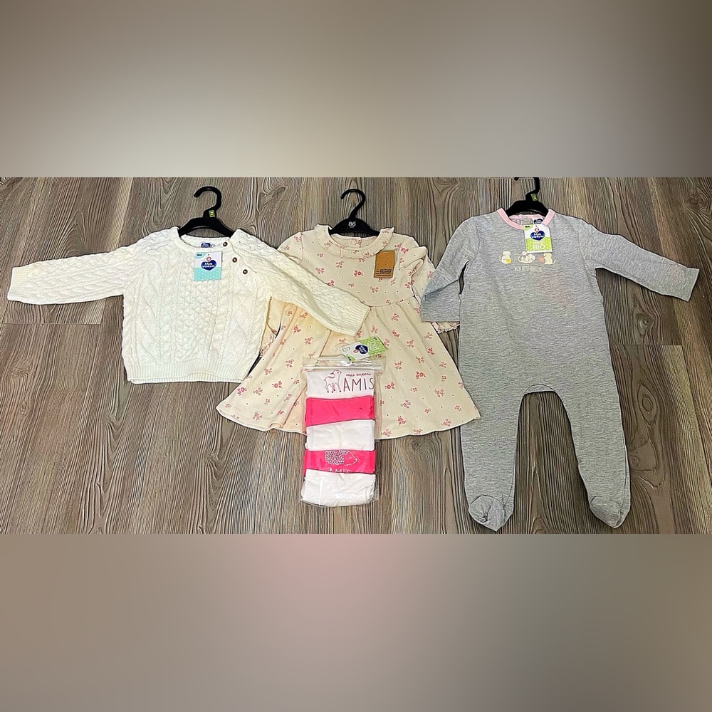 NWT 18 month lot of baby girl’s clothing